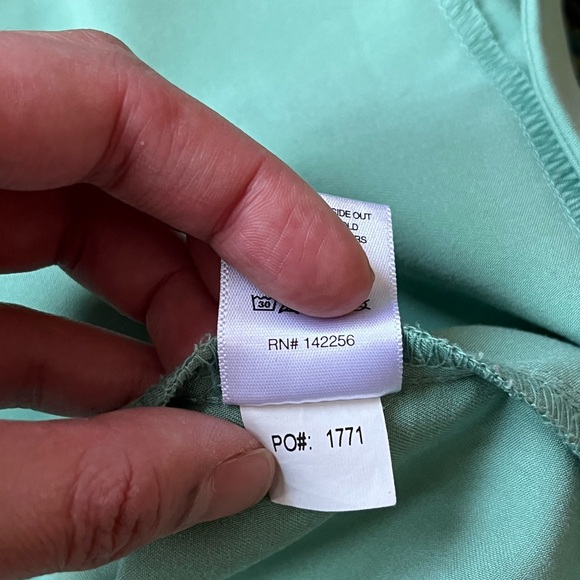 Figs Petite Scrub Set JADE Rafaela Top Yola Pants - Picture 4 of 6